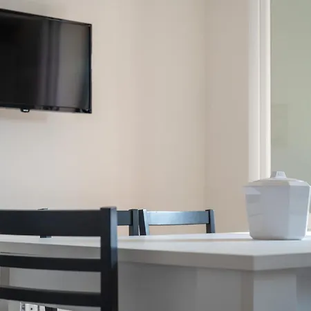 Uccio Abbo Apartment